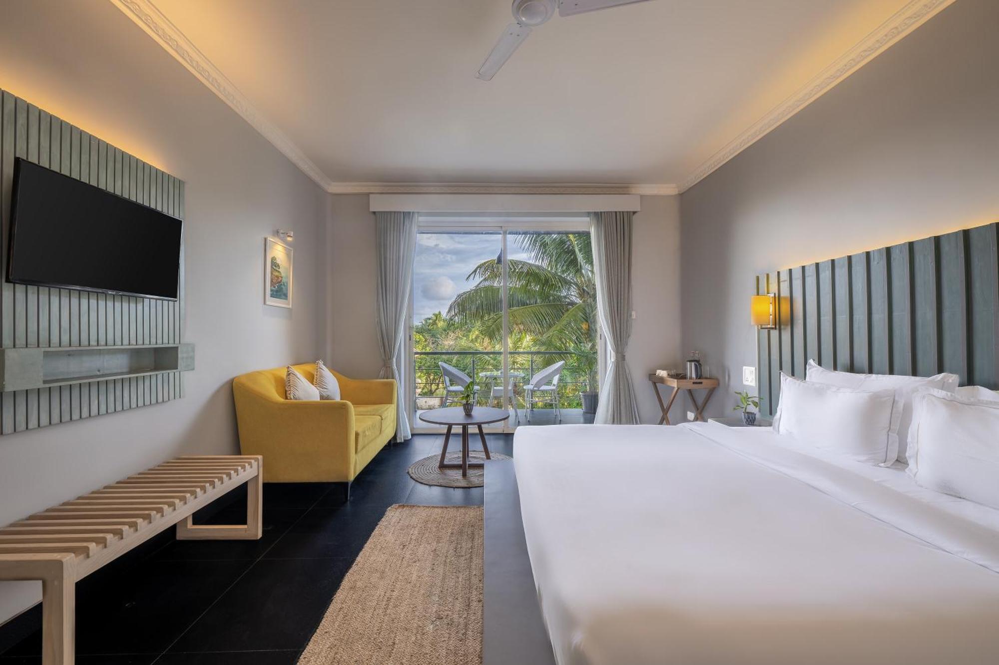 Echor Samara Morjim Goa Sea View Restro Hotel Exterior foto