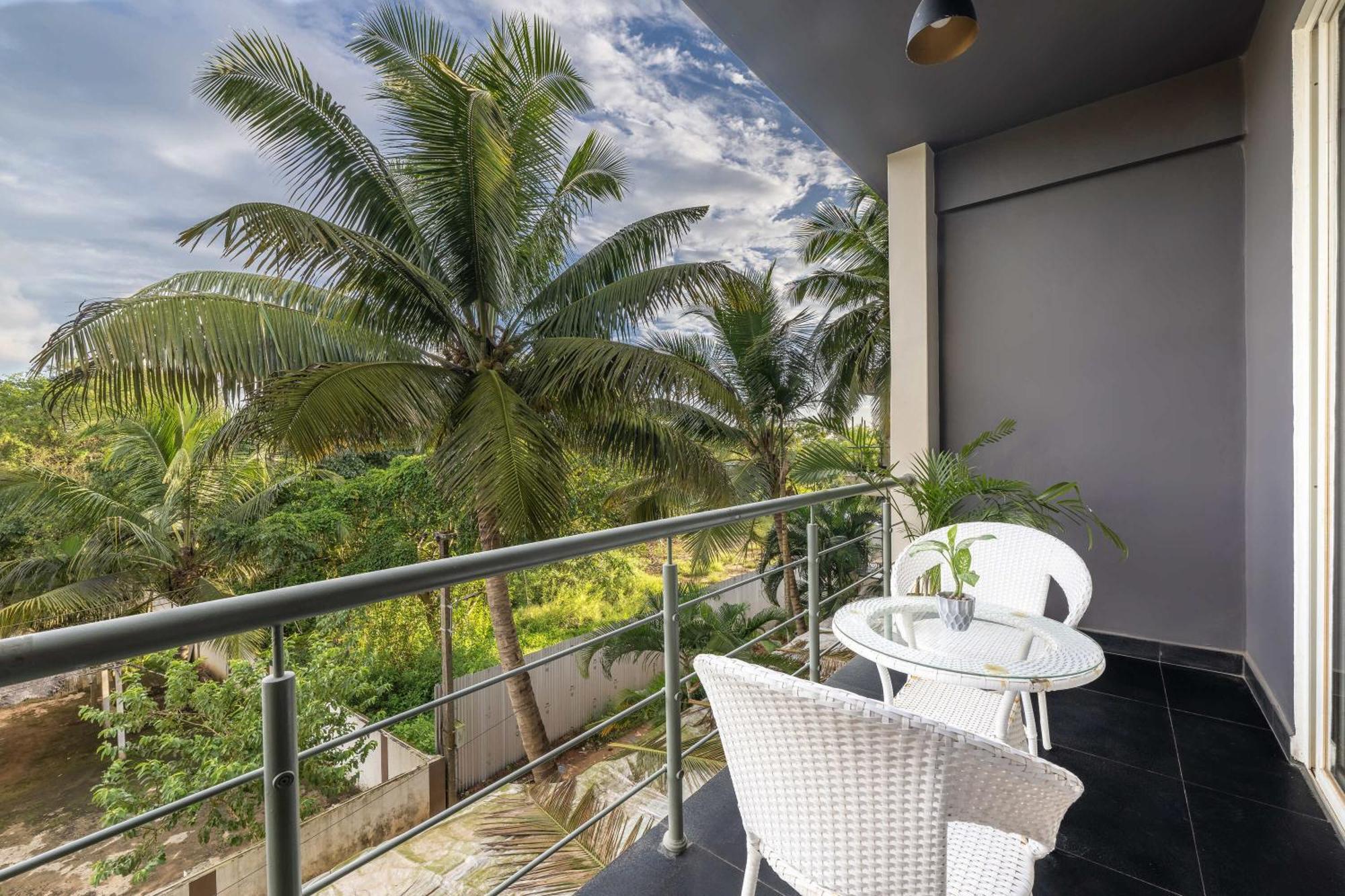 Echor Samara Morjim Goa Sea View Restro Hotel Exterior foto