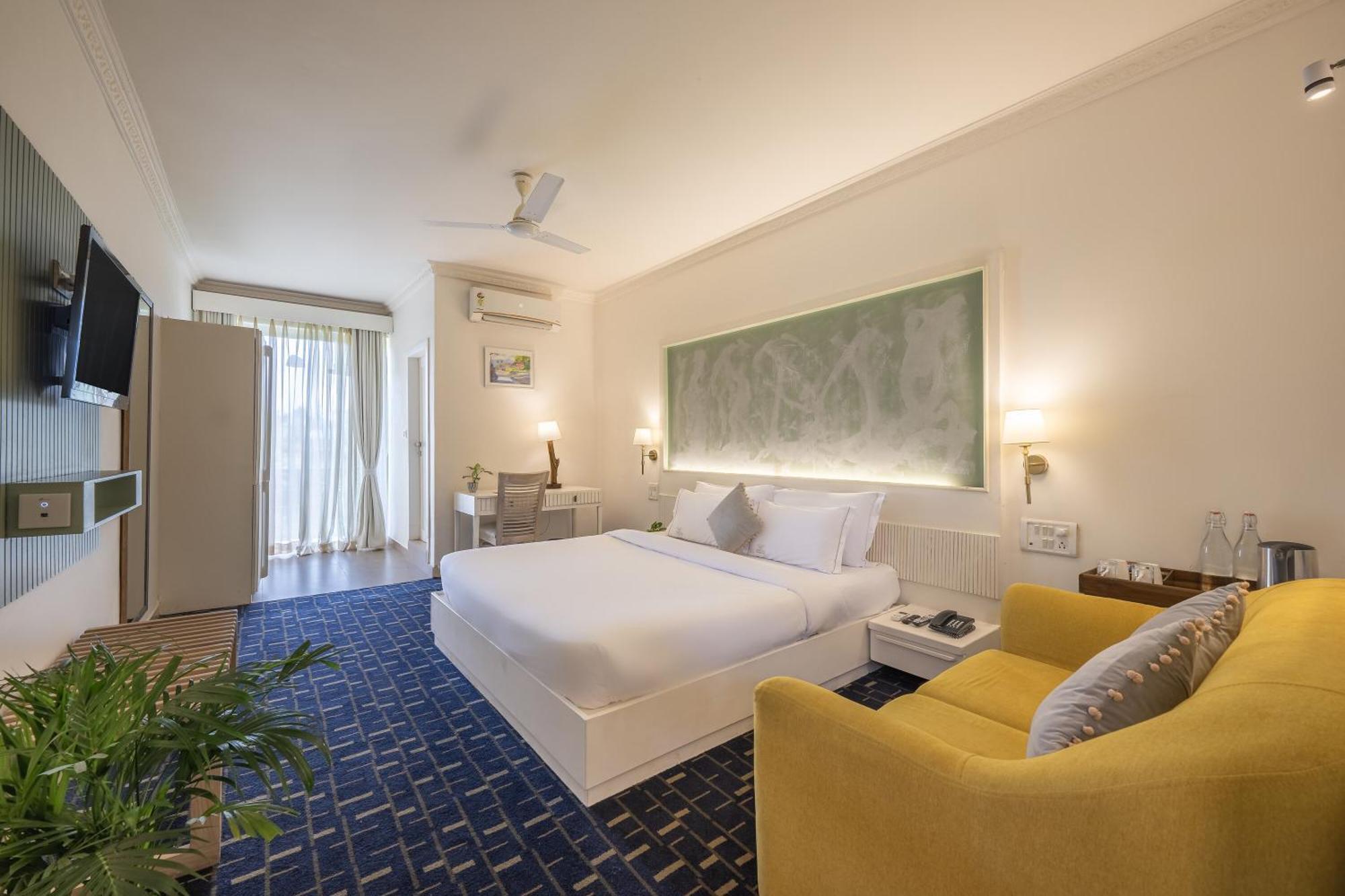 Echor Samara Morjim Goa Sea View Restro Hotel Exterior foto